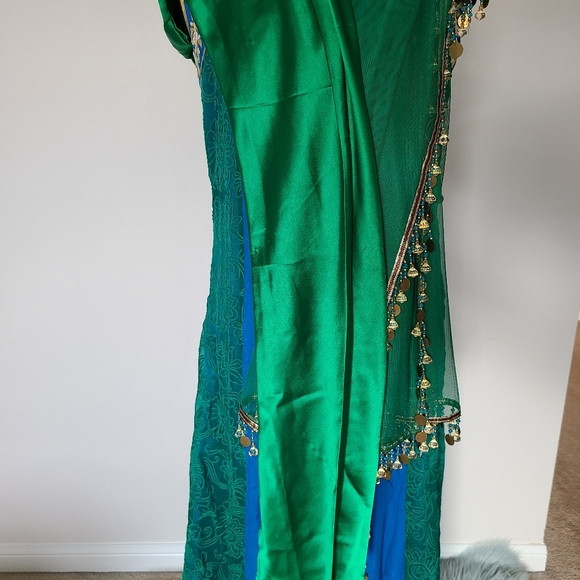 Anarkali 3 piece Suit - Picture 7 of 14